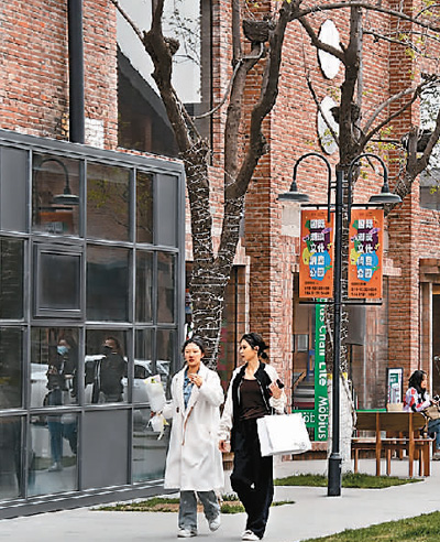 衛星制造廠成科技園、紡織倉庫變文創園——老廠區煥發新活力