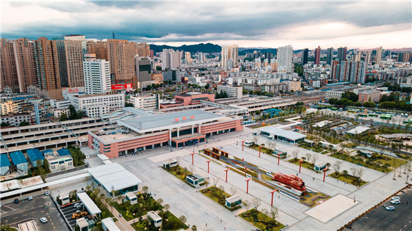 園冶杯獲獎作品丨信陽火車站廣場景觀設計