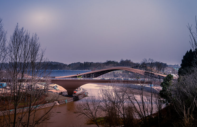 2024成都世園會主會場三座景觀橋主體結構完成