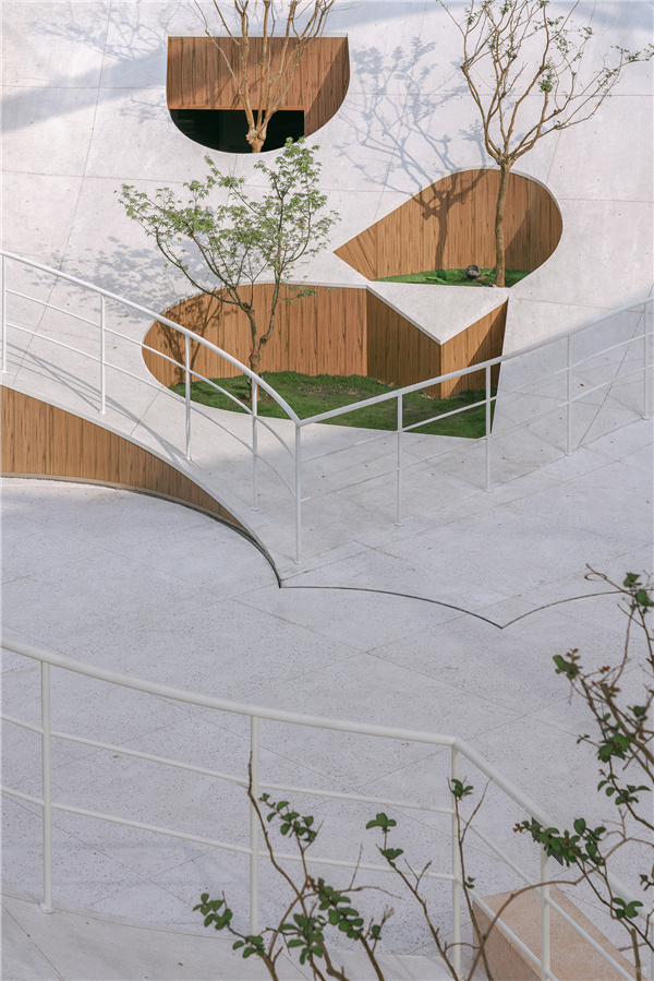 深源創(chuàng)新實(shí)驗(yàn)室丨浮庭