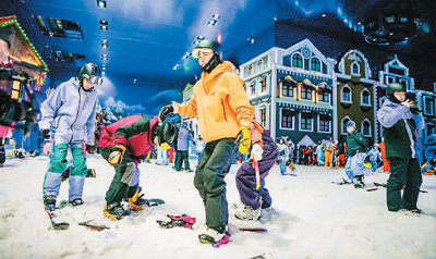 室內(nèi)冰雪游成暑期消費(fèi)亮點(diǎn)