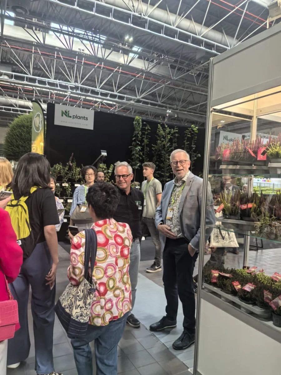 成都世園會亮相波蘭華沙第76屆國際園藝生產者協會年會