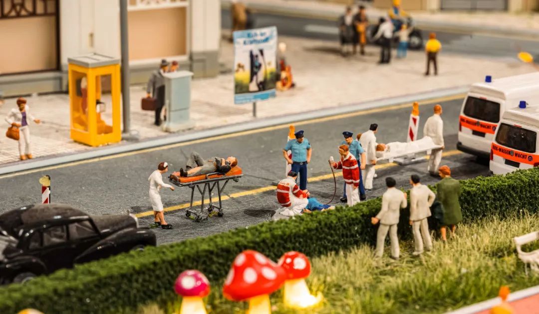 國(guó)內(nèi)首家火車(chē)模型主題微縮景觀主題樂(lè)園開(kāi)園