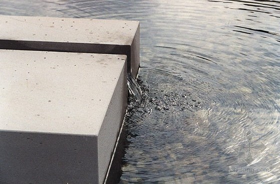 格羅森海恩天然游泳池