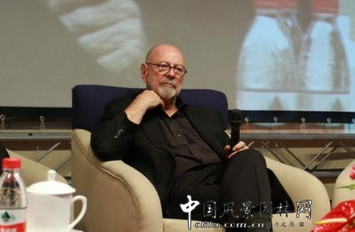 皮特·沃克談最少干涉原則與極簡主義的關(guān)聯(lián)