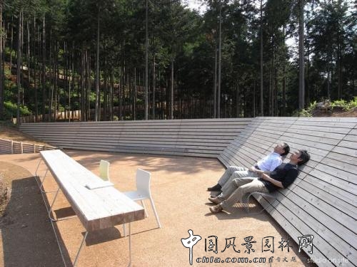 三谷徹作品展示:奧多摩森林浴林道-登計小徑