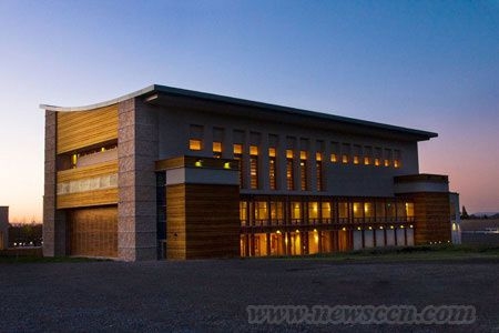 美國加州“瓊和桑福德?韋爾音樂廳”正式開放