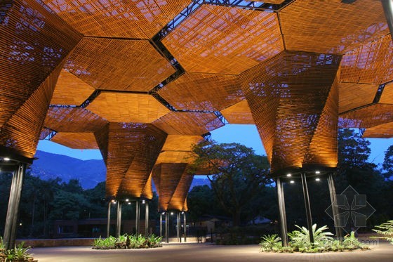 美國哥倫比亞植物園ORQUIDEORAMA蜂巢景觀亭