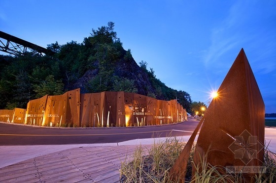 lania 景觀設計公司設計的胭脂色景觀墻 園林小品|規(guī)劃設計