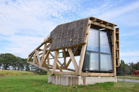 荷蘭反轉(zhuǎn)暗箱