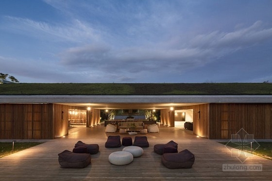 Studio MK27設(shè)計的MM住宅綠色屋頂