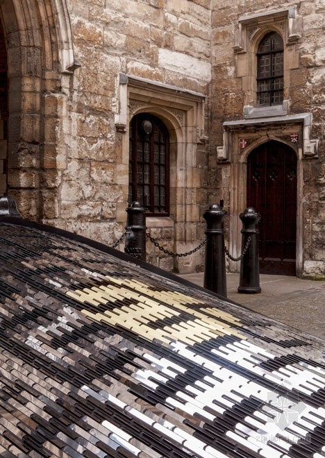 Giles Miller設計的“建筑之心”景觀小品