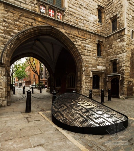 Giles Miller設計的“建筑之心”景觀小品