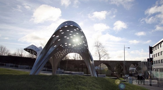 Tonkin Liu設計的英格蘭彩虹門