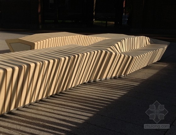 哈佛大學(xué)校園廣場