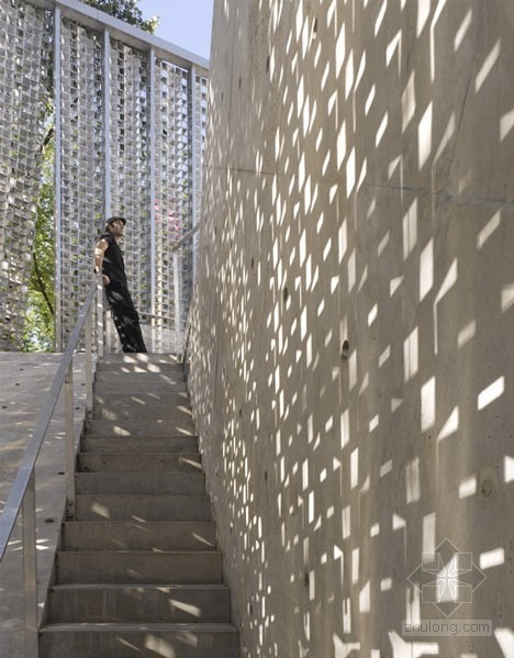 加拿大舊市場(chǎng)廣場(chǎng)舞臺(tái)設(shè)計(jì)