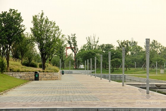 藝普得設計的昆山蓮湖公園