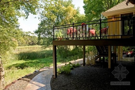 閑適的現(xiàn)代別墅景觀設(shè)計