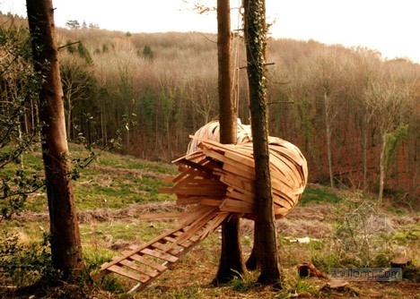 AA建筑聯盟學生設計的木結構繭