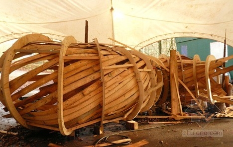 AA建筑聯(lián)盟學(xué)生設(shè)計(jì)的木結(jié)構(gòu)繭