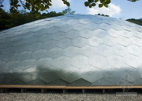 新加坡科技設(shè)計大學(xué)網(wǎng)格狀貝殼館