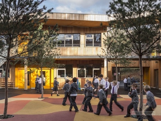 B:D設計的英國肯特學校的主導景觀