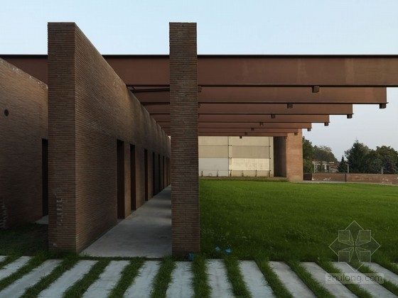 Archea設計的意大利Merate廣場