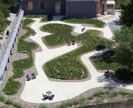 Estudio Caballero Colón設計的西班牙療養院花園