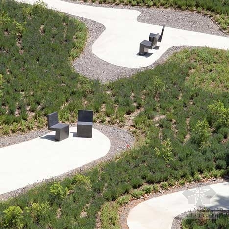 Estudio Caballero Colón設計的西班牙療養院花園