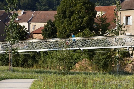 ARPAE設(shè)計的法國默爾特河畔的朗萊塔珀發(fā)展項目