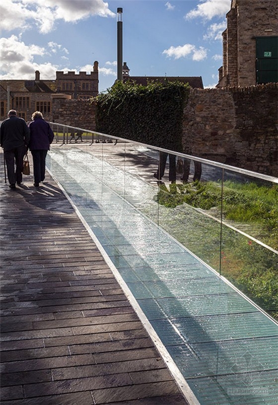 美國麻省陶頓市城堡綠橋