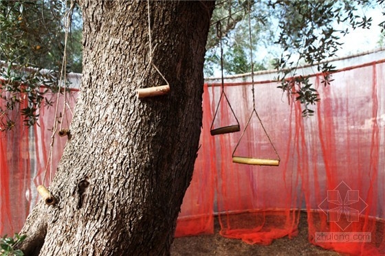 LOVO-宇宙發(fā)光卵避難所