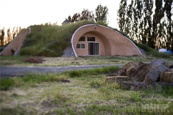 加州掩土農場小屋