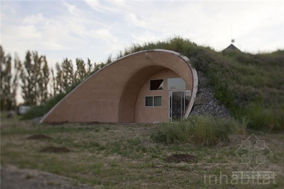 加州掩土農場小屋