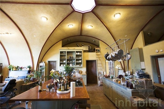 加州掩土農場小屋