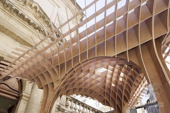 Robin Juzon設(shè)計(jì)的華夫餅型木亭