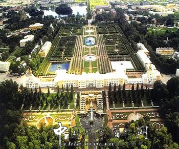 俄羅斯規則式園林的典范:彼得宮(組圖)