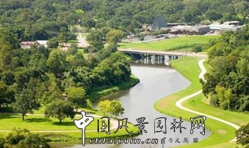 布雷海灣:生態景觀與工業城市的融合