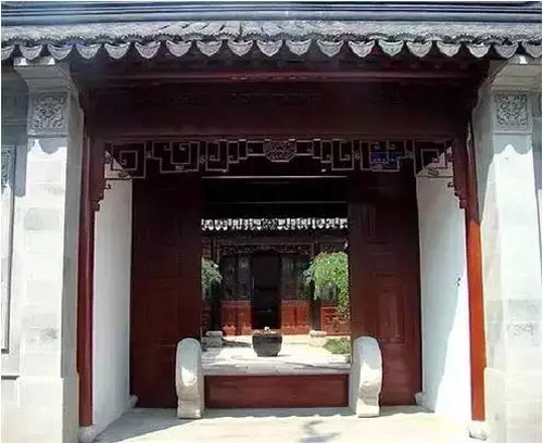 古建筑中古門的藝術形式