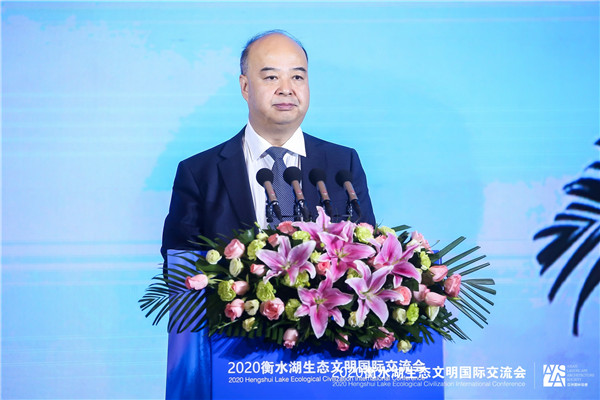 河北省住房和城鄉(xiāng)建設(shè)廳副廳長李賢明致辭