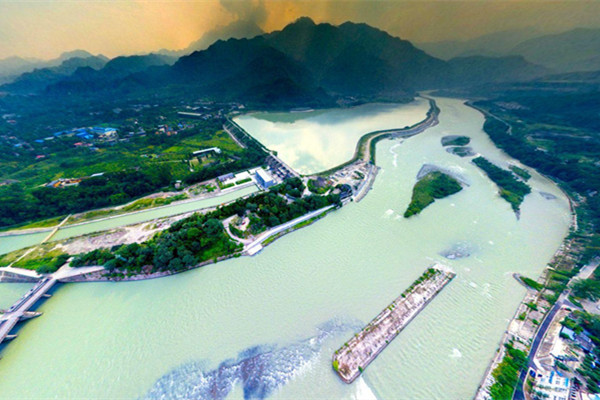 鄭曦：以中華智慧構(gòu)建生命共同體