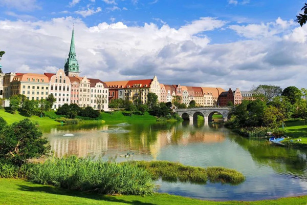 嶺南設計丨華為培訓學院園林綠化