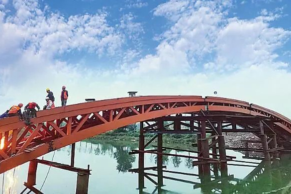 滄州園博園內(nèi)兩座步行橋均已合龍