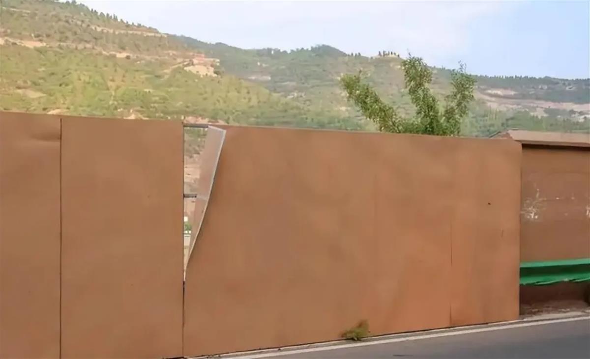 嚴禁偷窺大好河山?“圍欄擋景”到底在擋什么?