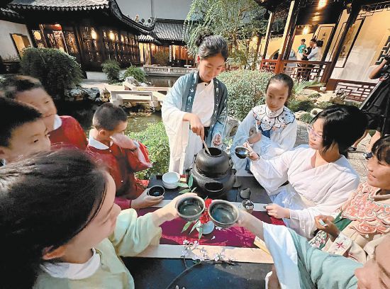 創(chuàng)新玩法讓夜經濟更精彩