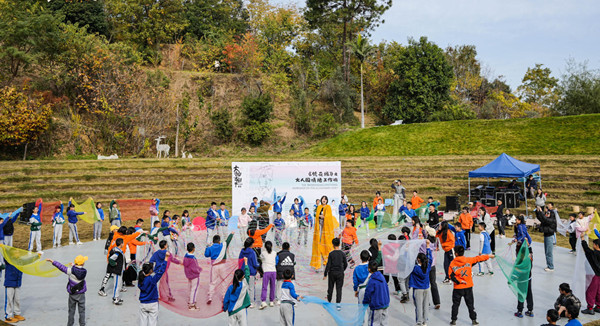 讓藝術(shù)節(jié)與城市相融共生