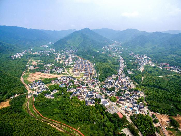 打好鄉(xiāng)村旅游發(fā)展“精準(zhǔn)”牌