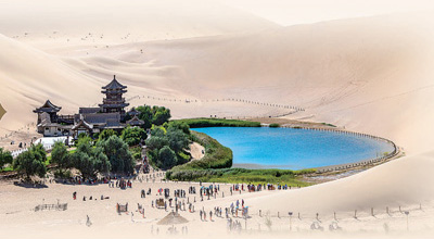 甘肅敦煌:探索文旅新業(yè)態(tài) 來(lái)鳴沙山聽(tīng)星空演唱會(huì)