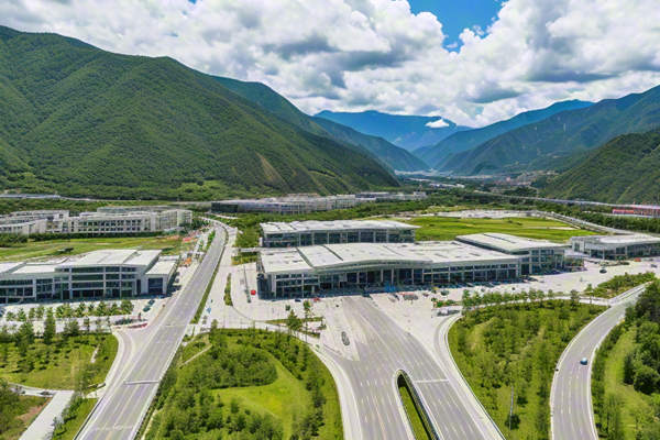 高速公路服務區的絕美規劃設計