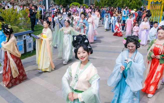 第五屆北京花朝漢服文化節舉辦